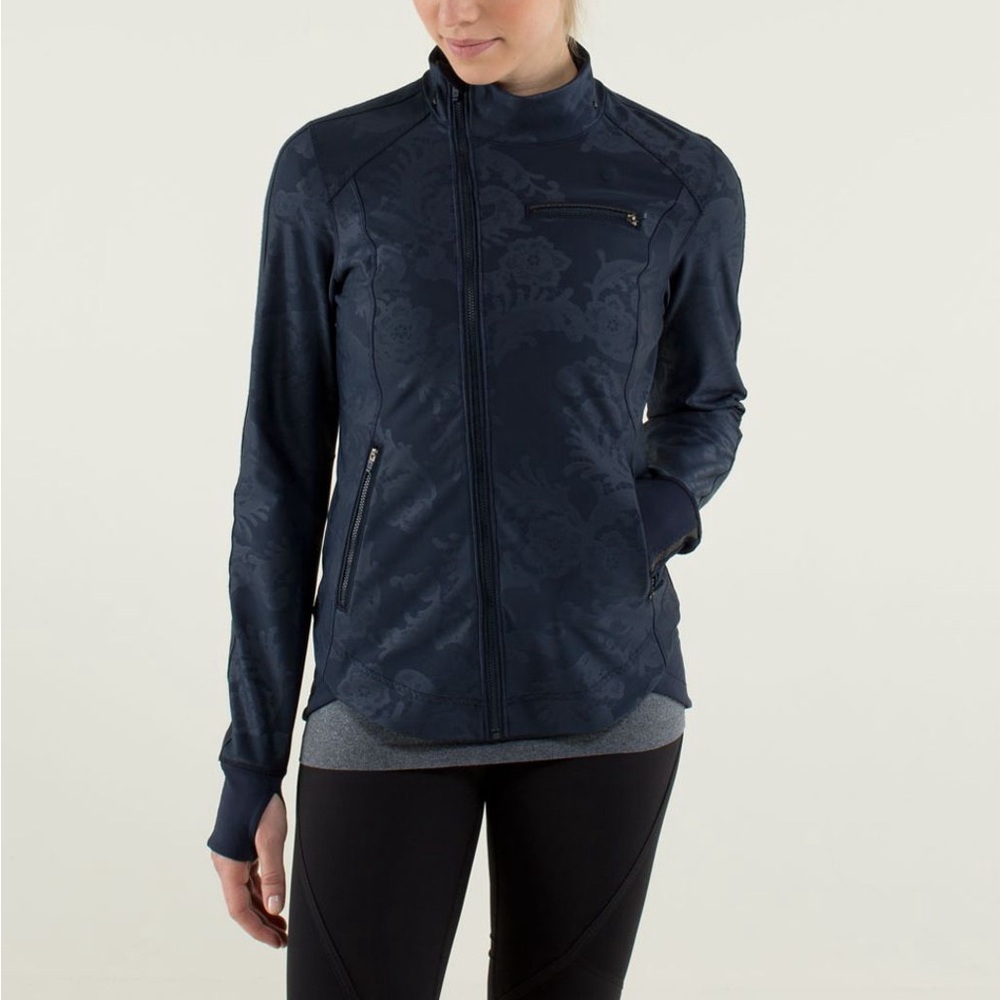 Lululemon Keep It Up jacket Size 2